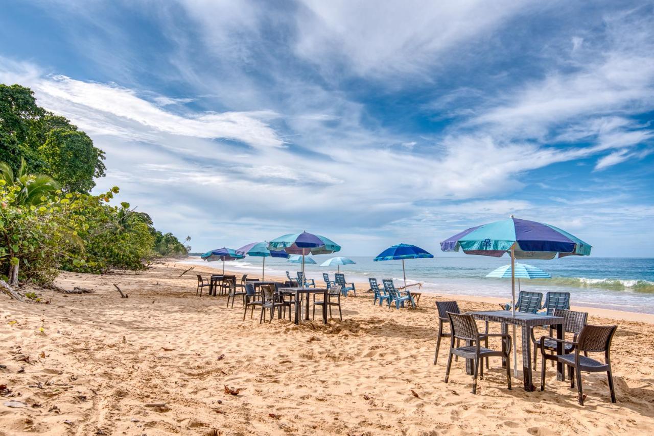 Oasis Bluff Beach Bocas del Toro Exterior photo