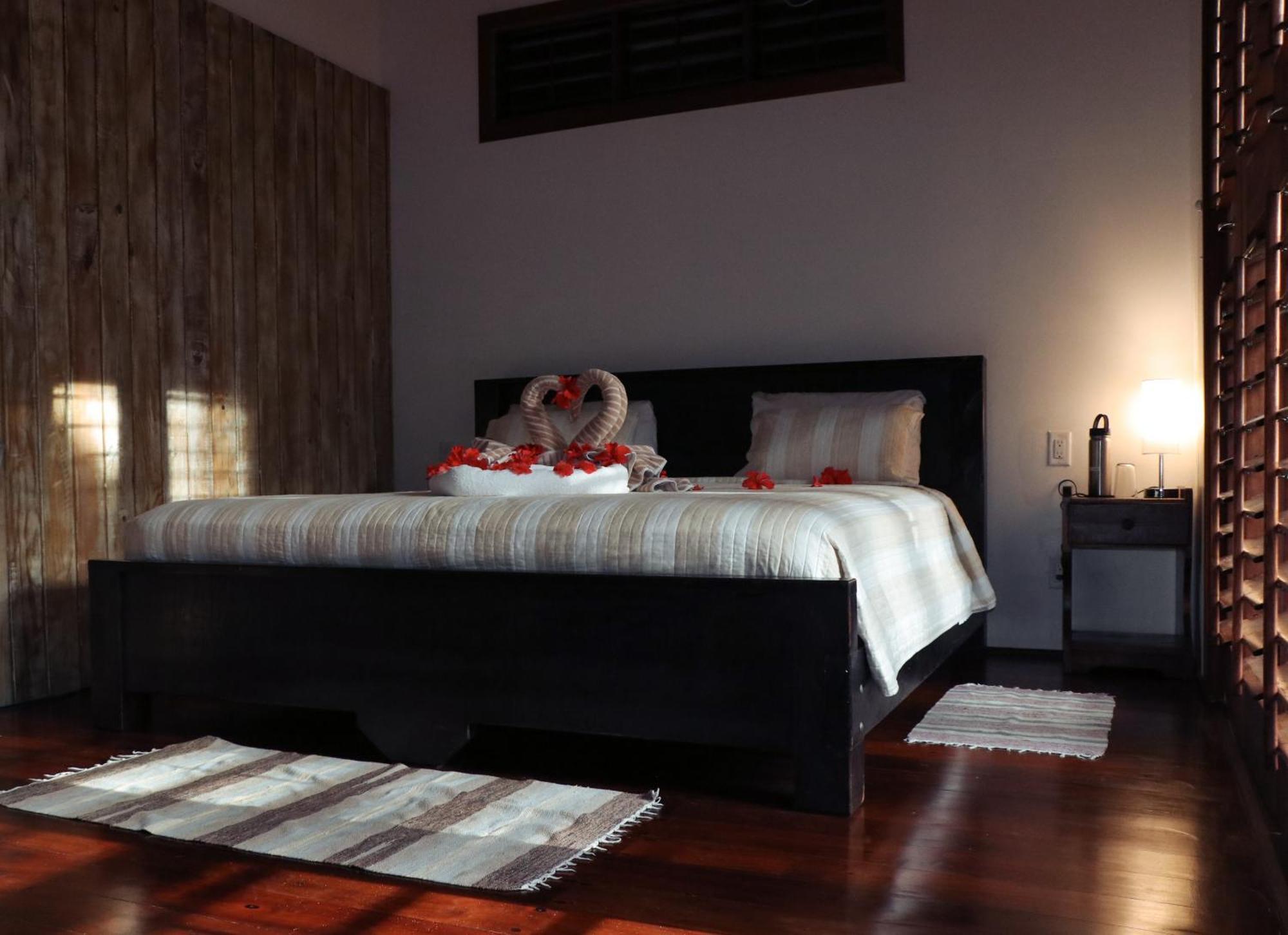 Oasis Bluff Beach Bocas del Toro Exterior photo