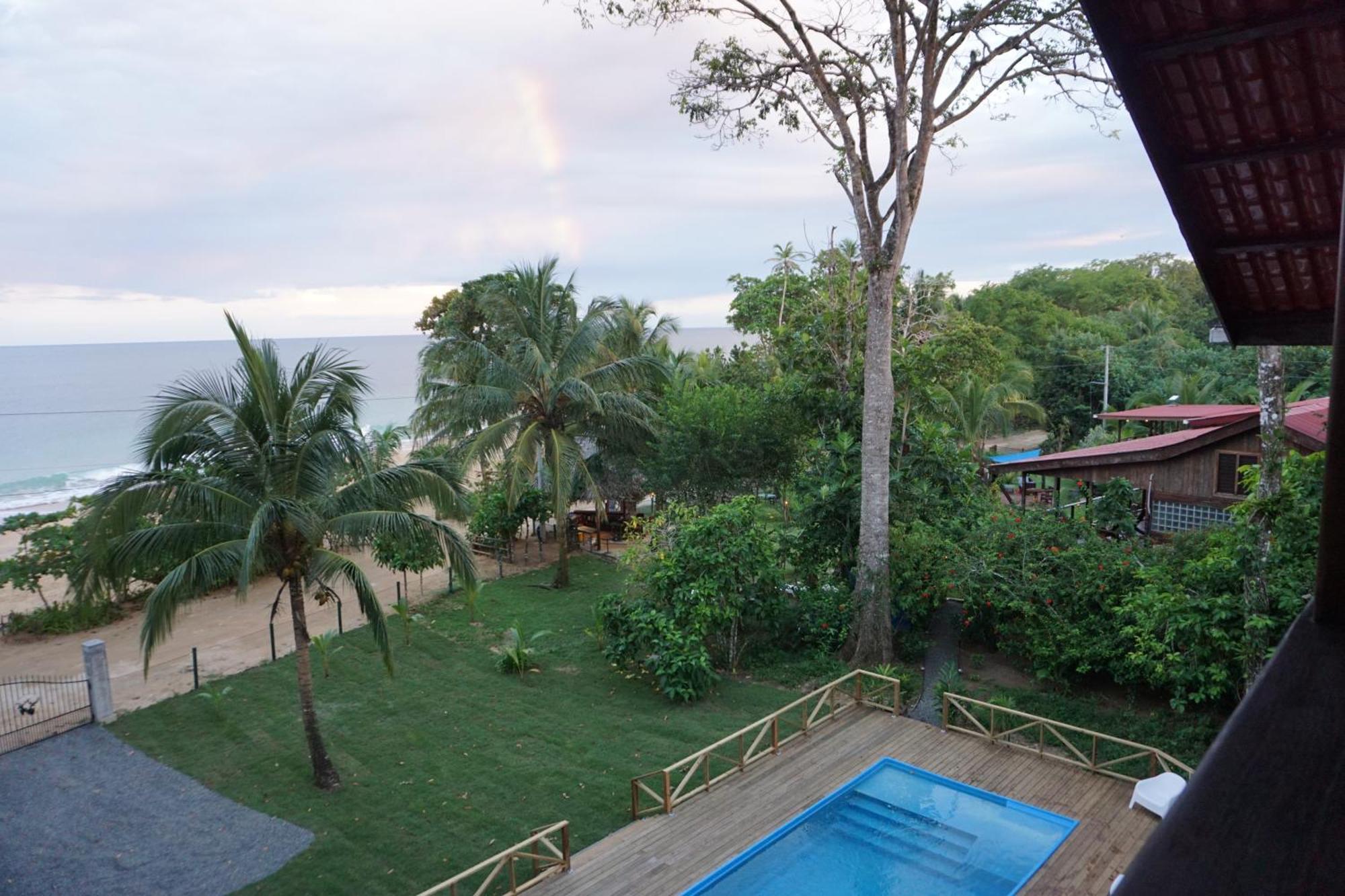 Oasis Bluff Beach Bocas del Toro Exterior photo