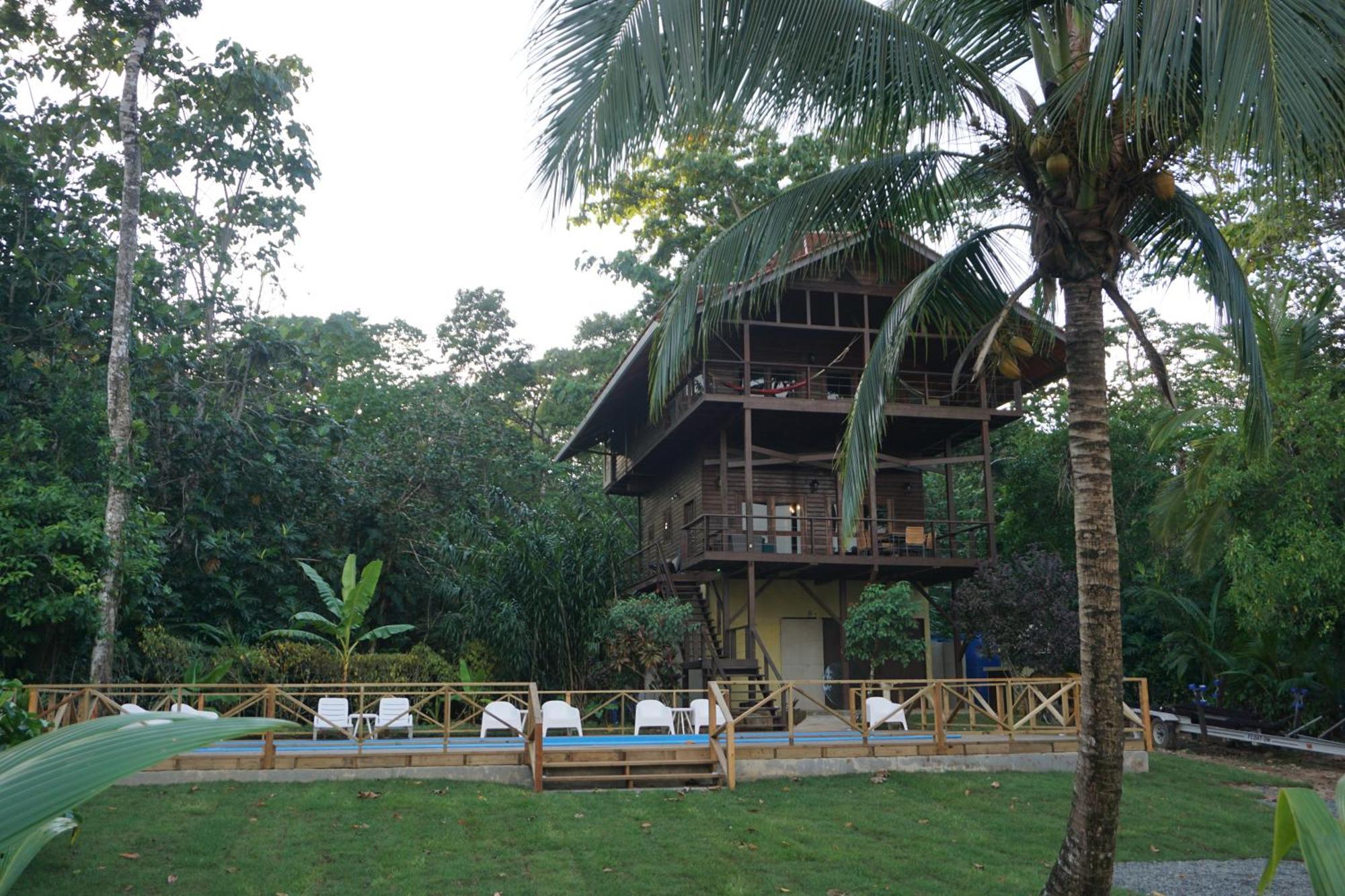 Oasis Bluff Beach Bocas del Toro Exterior photo